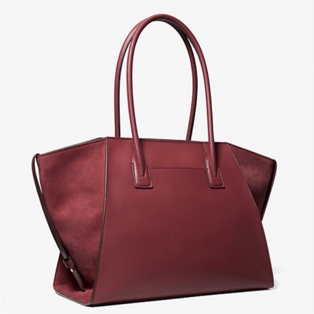 Michael Kors Avril Extra-Large
Leather Top-Zip Tote Bag In Oxblood
NWT - Picture 4 of 14